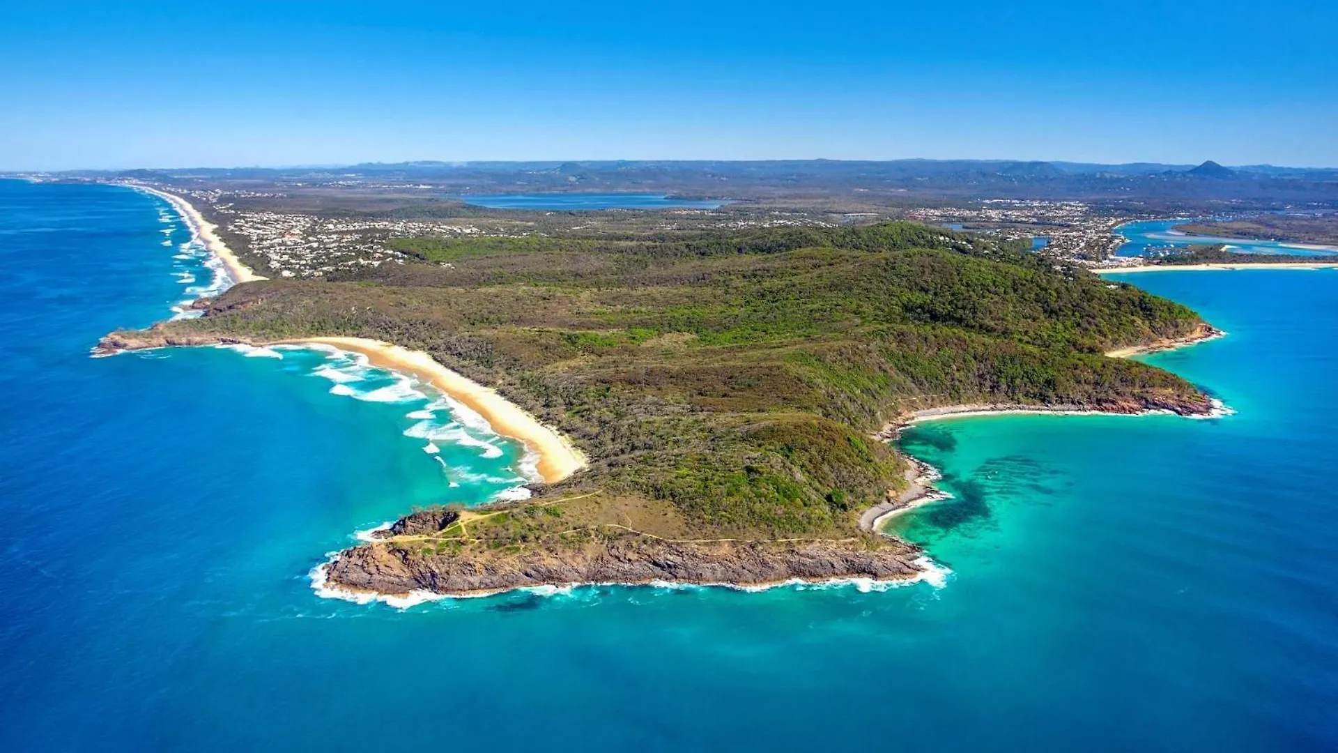 Holiday home Elanda St Home Luxurious Beachside Living Sunshine Beach